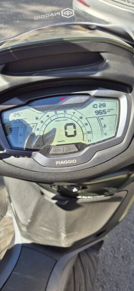 Piaggio Beverly 400 S